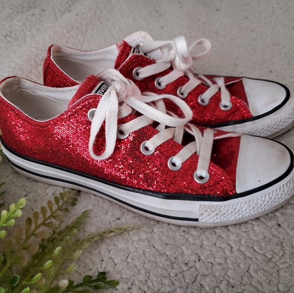ruby red converse